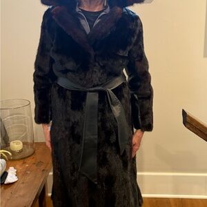 Luxurious Black Fur Coat with Belt